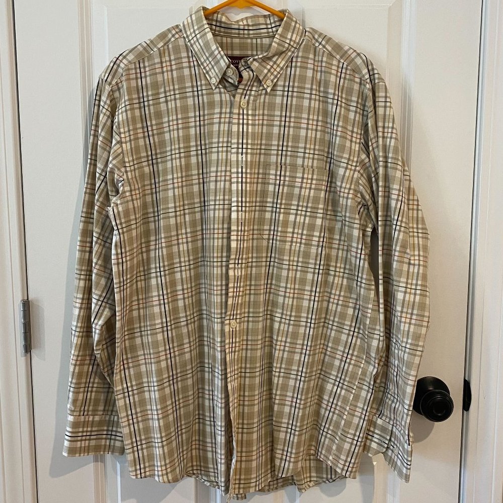 Covington Wrinkle Free Beige Plaid Button Down Men's‎ Shirt - Medium